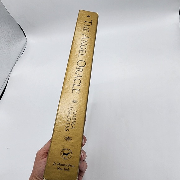 The Angel Oracle working with the Angels for guidance inspiration & love tarot - Picture 12 of 12